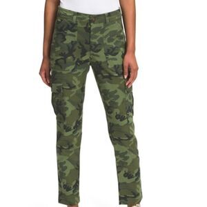 The North Face Women's Printed heritage Green Camouflage Cargo Pants Siz…